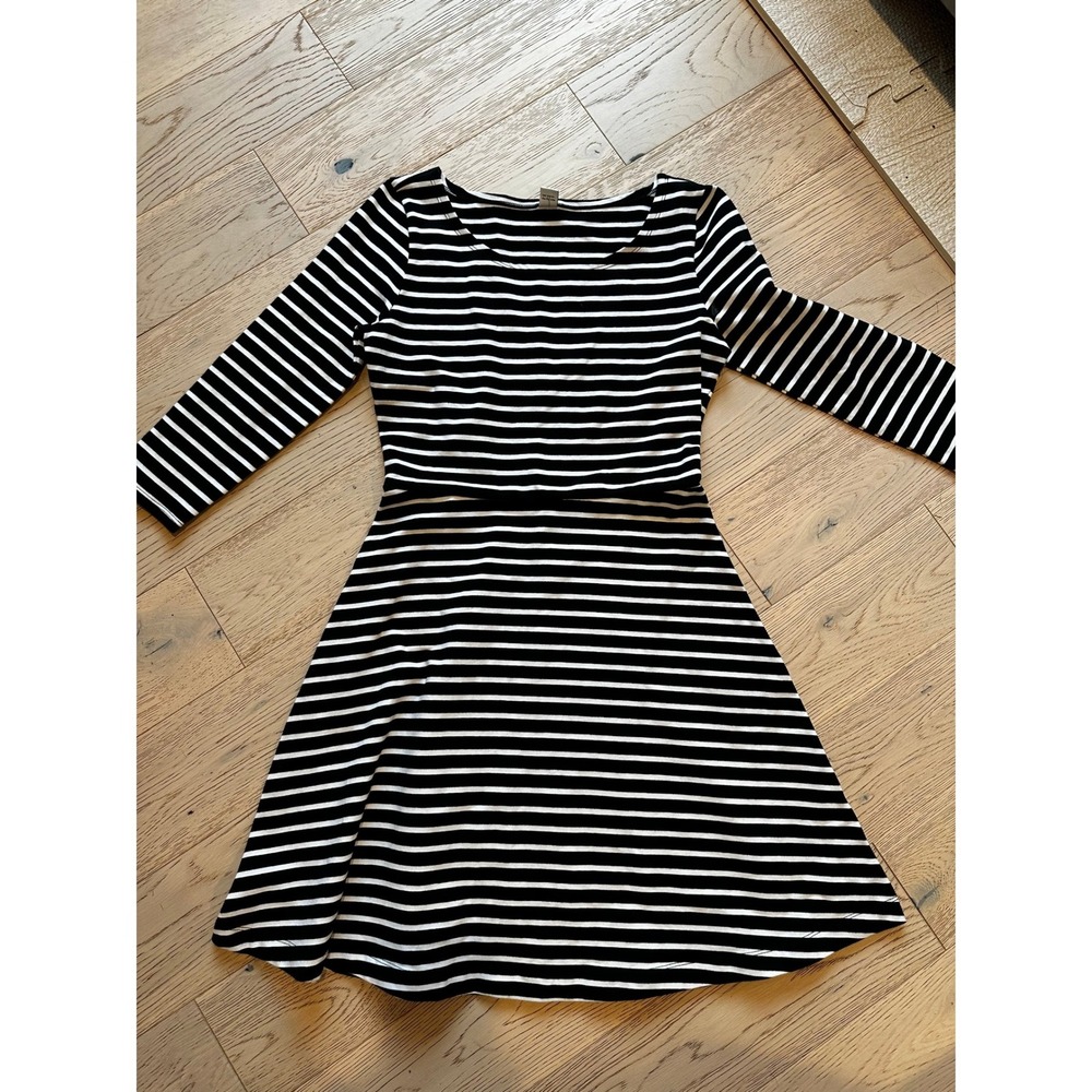 Old Navy Black White Striped Fit and Flare Dress 3/4 Sleeve Scoop Neck Small